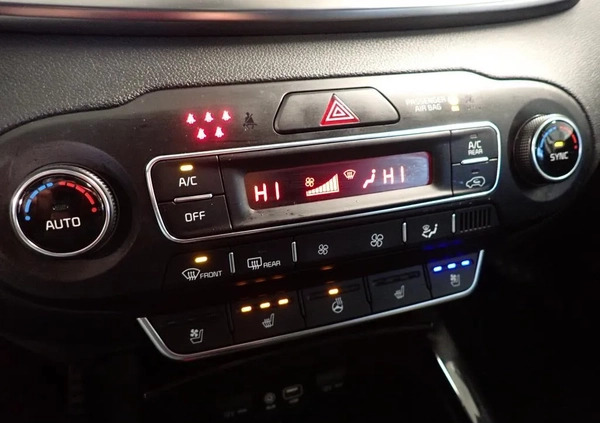 Kia Sorento cena 149999 przebieg: 95392, rok produkcji 2019 z Stepnica małe 154
